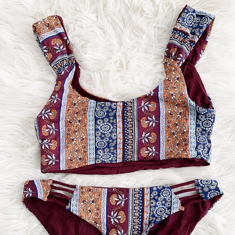 Two-Piece Patterned Reversible Bikini Set - Picture 2 of 6